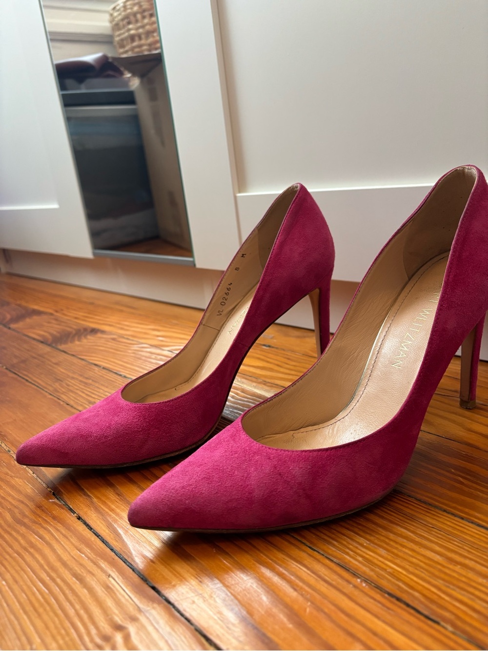 Stuart Weitzman Women's Fuchsia Suede Pointed-Toe Pumps